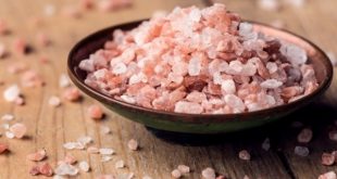 سنگ نمک صورتی
