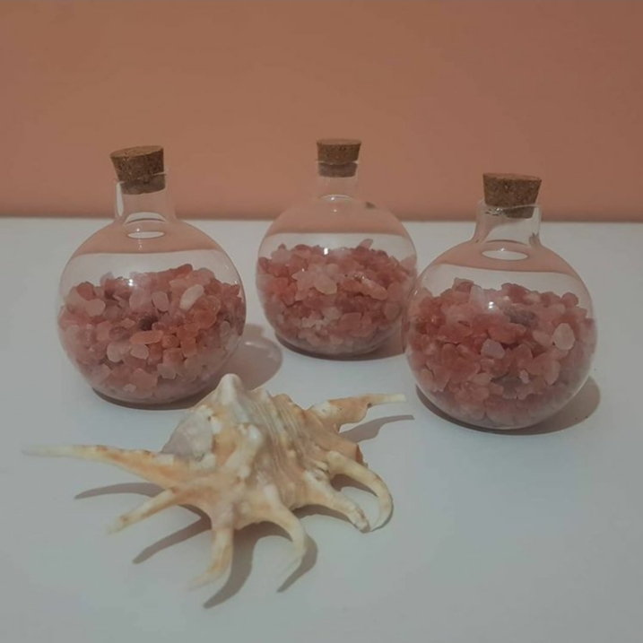 سنگ نمک صورتی