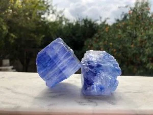 نمک آبی کریستالی پر رنگ